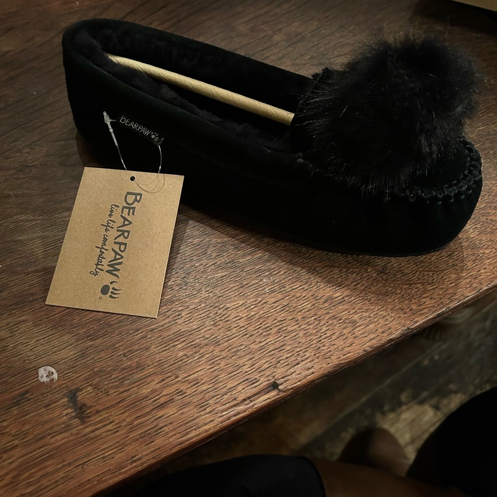 BNWT Bearpaw Erika Suede Moccasin